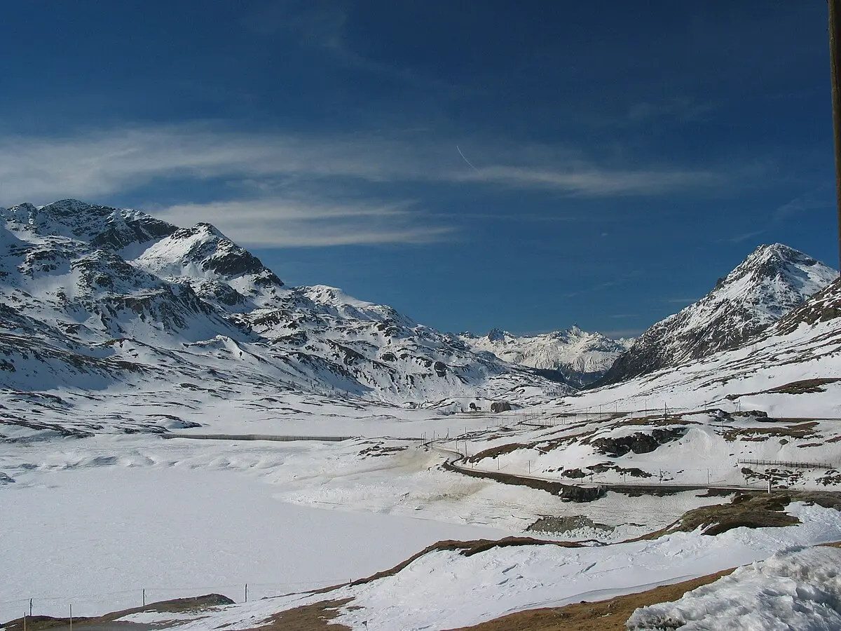 Passo del Bernina La Porta d'Oro delle Alpi Passo del Bernina La Porta d'Oro delle Alpi